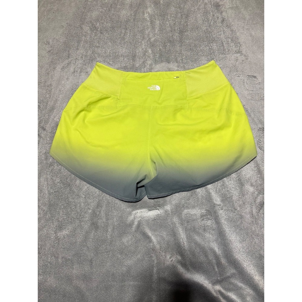 The North Face Women Size M Green Ombre Arque Shorts NF0A7QGF Stain - Picture 10 of 10